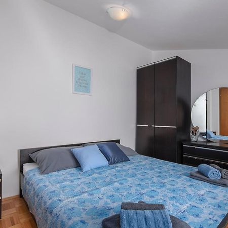 Apartment Blu Pula Exterior photo