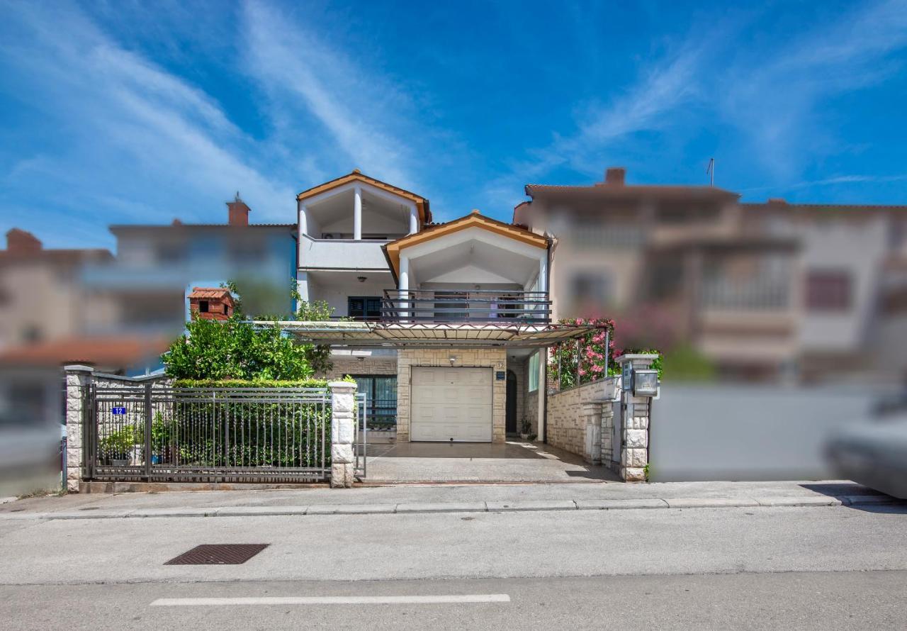 Apartment Blu Pula Exterior photo